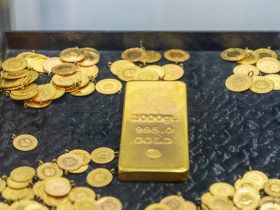 Is gold cheaper when you buy more of it?