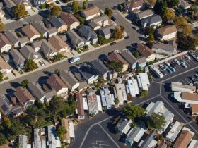 Mortgage rates drop closer to 7%