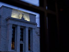 Treasury yields fall after comments from Federal Reserve